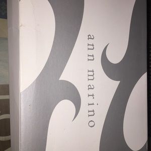 ANN MARINO NAVY/GABERDINE SHOE SIZE 9 NEW